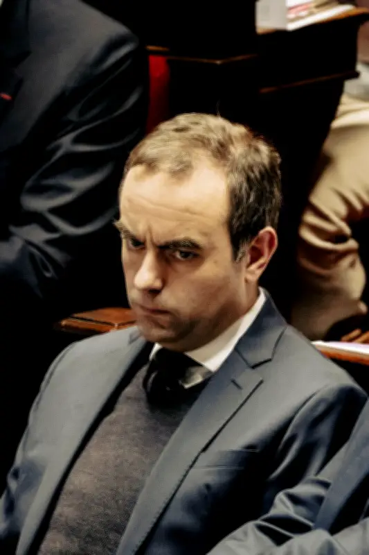 À Matignon, Sébastien Lecornu est mis en difficulté par les agriculteurs
