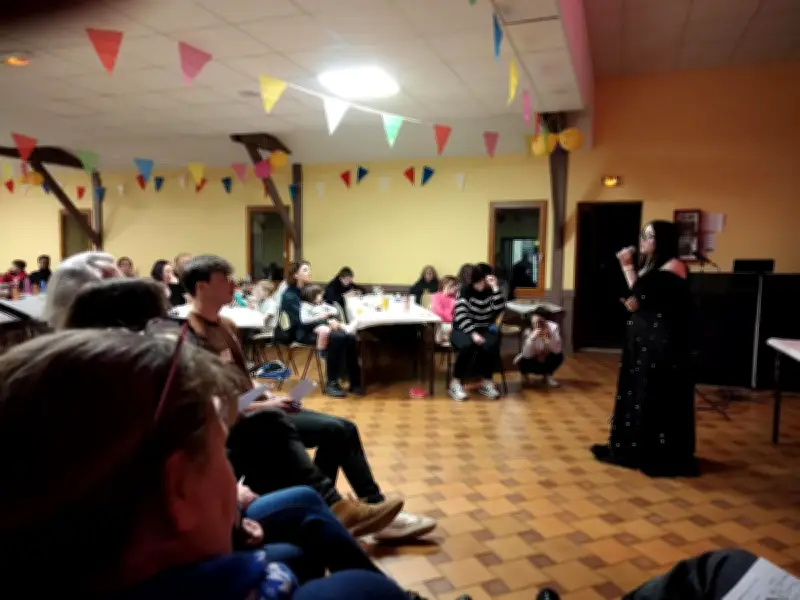 Mauzac-et-Grand-Castang : une soirée festive mêlant gastronomie, quiz et chants émouvants