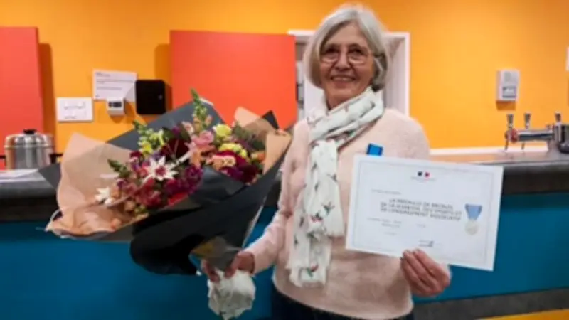 Mazerolles : Michelle Courrech décorée pour 20 ans d'engagement au club cyclotouriste