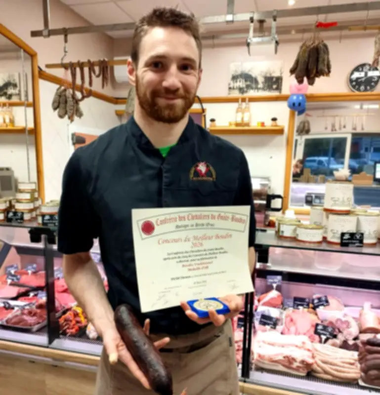 Médaille d'or du meilleur boudin pour Thomas Pichs à Arthez-de-Béarn