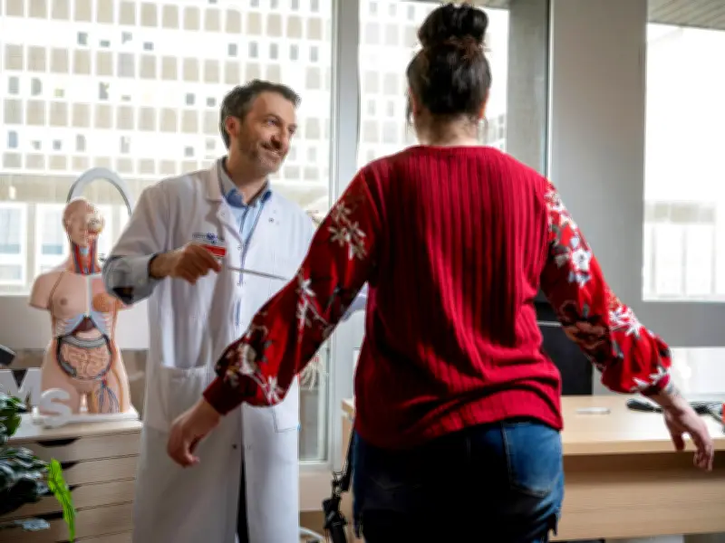 Médicaments antiobésité : le Pr Hansel alerte sur les risques de mésusage et prône une prise en charge globale