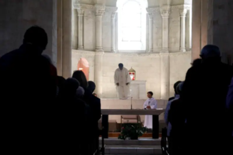 Messe de réparation à Surgères après le vandalisme de l'église Notre-Dame