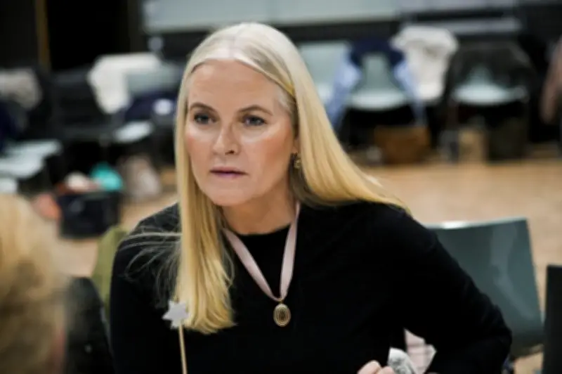Mette-Marit de Norvège : du conte de fées au cauchemar judiciaire et médical