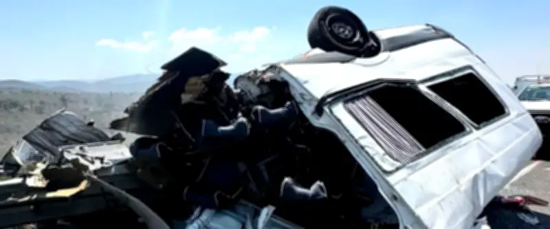 Mexique : 21 morts dans une collision entre camion, bus et camion-citerne