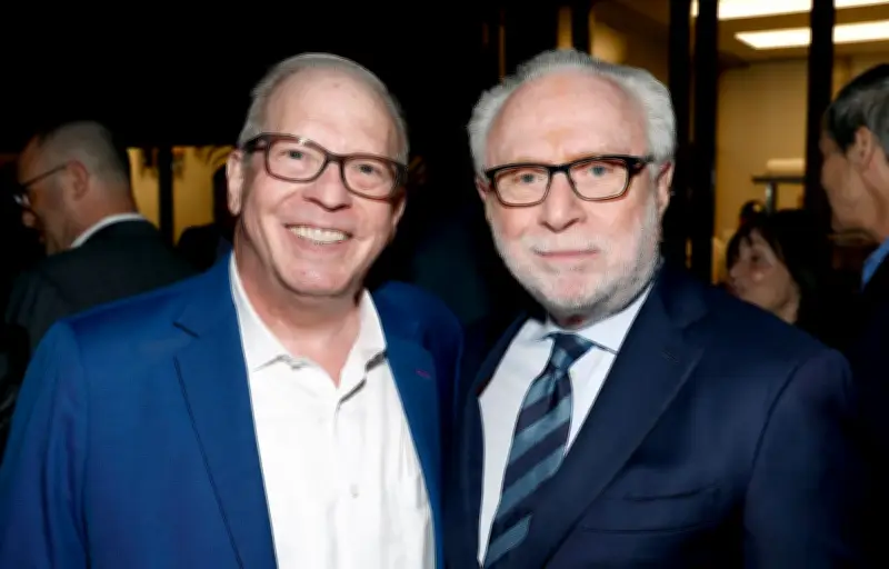 Michael Glantz, l'homme qui a continué à manger sa salade lors de la fusillade