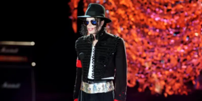 Michael Jackson : du danseur d'exception à la star mondiale à l'image ternie
