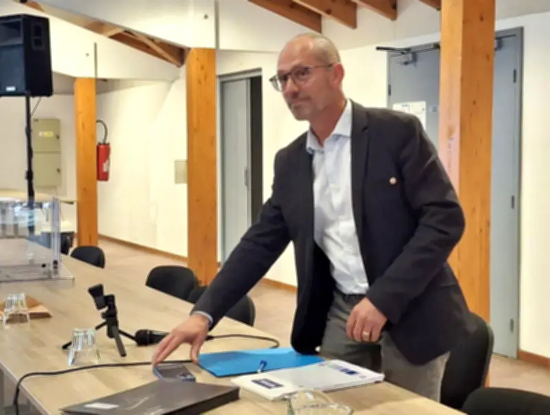 Michaël Cenni élu président de la Communauté de communes du Fronsadais