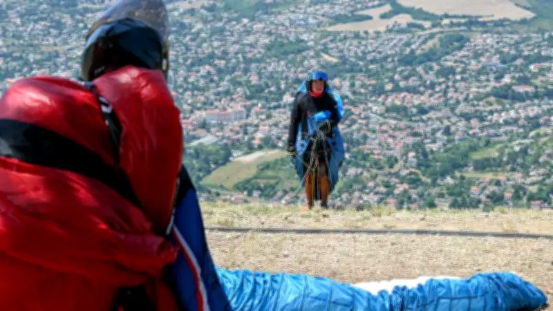 Millau : 91 pilotes dont le numéro 1 mondial aux championnats de France de parapente
