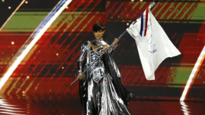 Miss Univers 2025 : Ève Gilles aux portes du Top 12, le classement complet