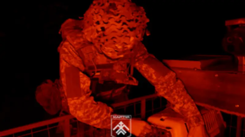 Mission de sauvetage d'un chat soldat avec un robot en Ukraine