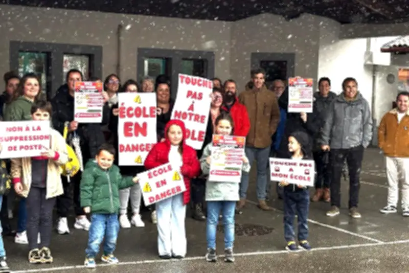Mobilisation à Ustaritz contre la suppression d'un poste à l'école Idekia