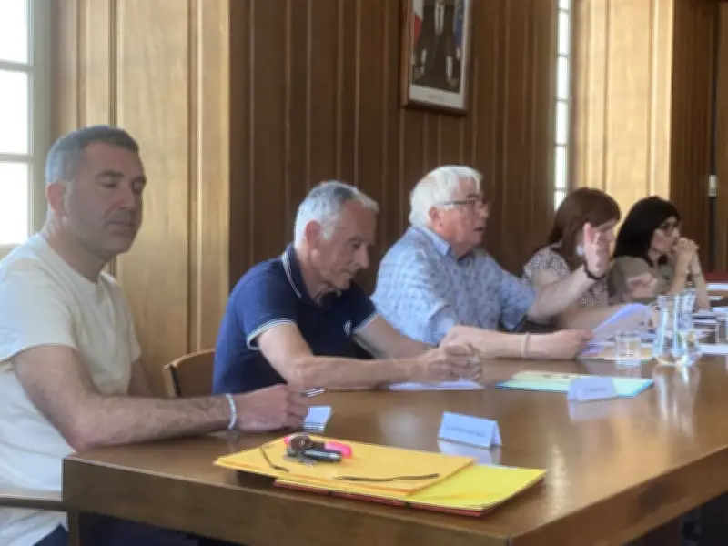 Monein : Hausse des taxes et baisse de l'indemnité du maire face aux chocs financiers