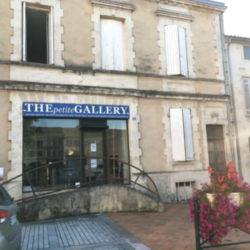 Monségur : Un village d'artistes dévoile ses ateliers lors du salon Vis ton vin