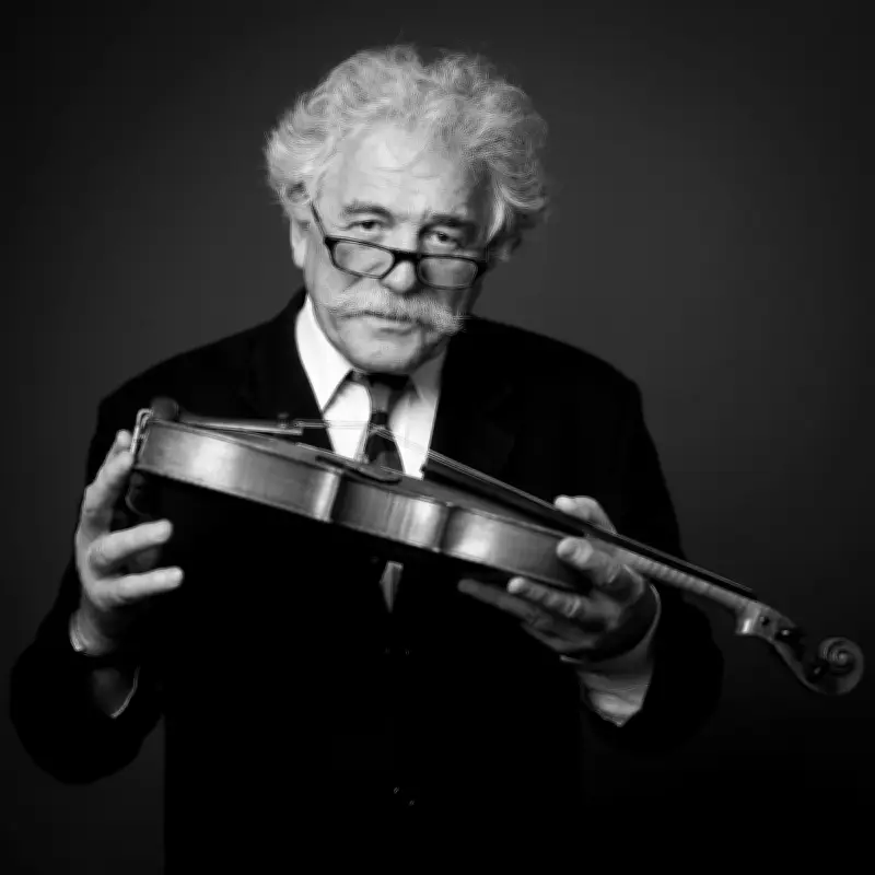 Mont-de-Marsan : le luthier Gilles Chancereul offre des expertises gratuites d'instruments à cordes