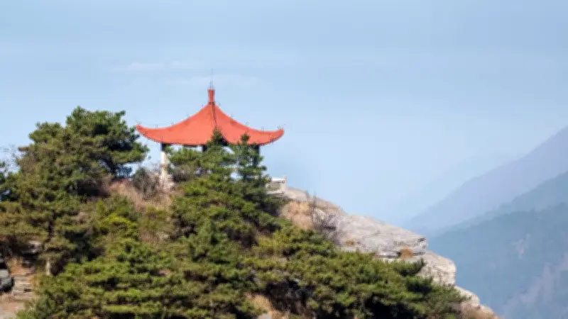 Mont Tai : un couple chute en doublant la file pour le lever du soleil