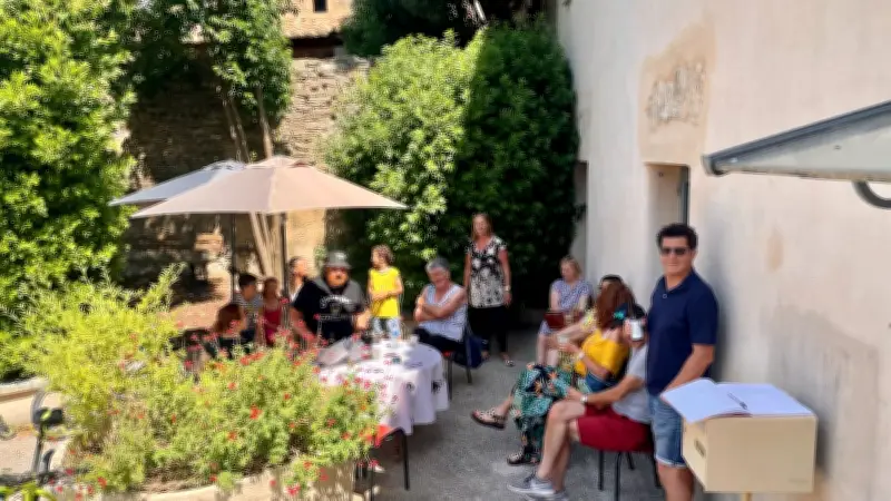 Montaud : le café citoyen Mont'Ô Café, cœur battant du village sans commerce