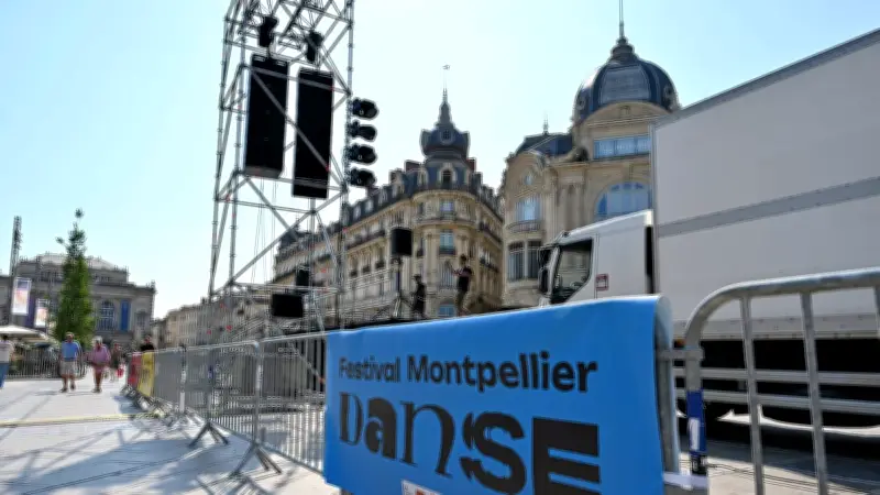 Montpellier Danse : un final spectaculaire sur la place de la Comédie