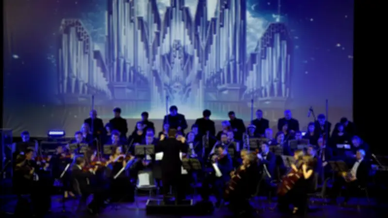 Montpellier vibre au rythme de concerts symphoniques et d'humour cosmique ce week-end