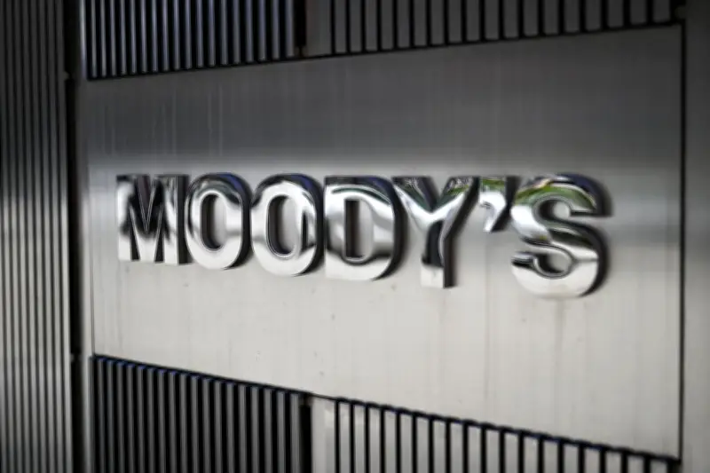 Moodys maintient la note de la France mais alerte sur l'instabilité politique