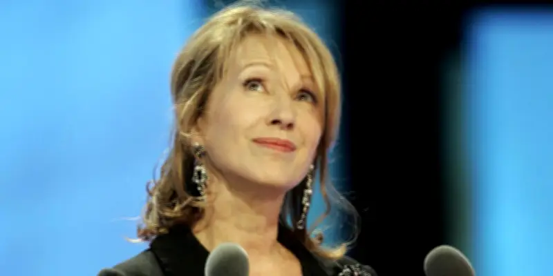 Mort de Nathalie Baye : Macron et Catherine Pégard rendent hommage à l'immense actrice