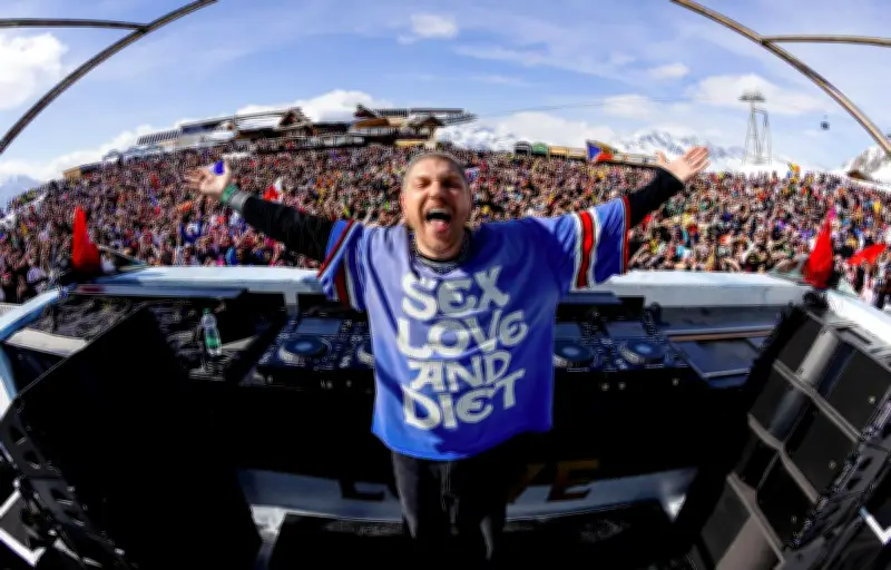 Mosimann, l'artiste électro qui ne choisit pas entre studio et scène