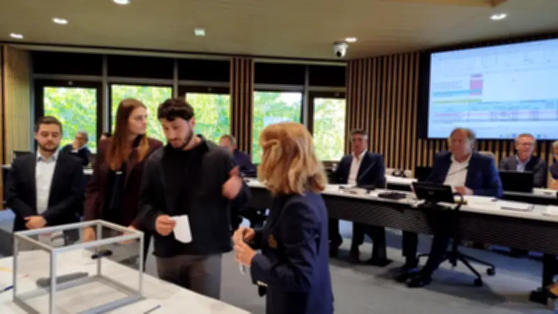 Mérignac : Hausse des indemnités du maire contestée et crise à la Mission locale Technowest