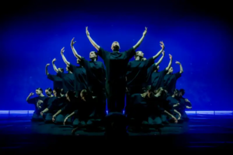 Murmuration Level 2 : le spectacle hypnotique de Sadeck Berrabah à Nice et Marseille