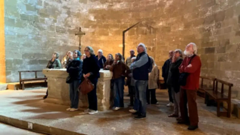My English Club Palavas explore les secrets de la cathédrale de Maguelone