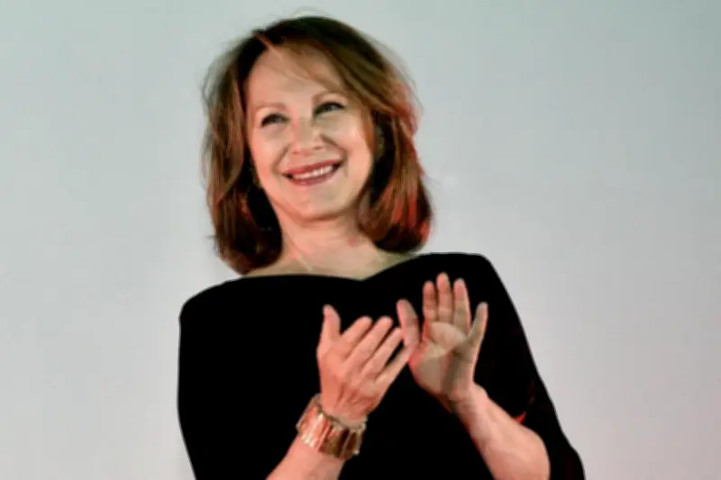 Nathalie Baye et la maladie à corps de Lewy : une pathologie méconnue et incurable