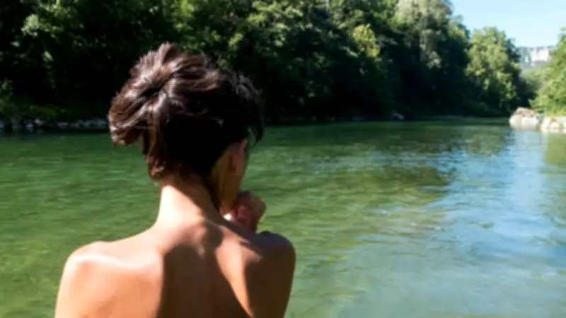 Naturisme en Occitanie : une nouvelle génération de familles séduite