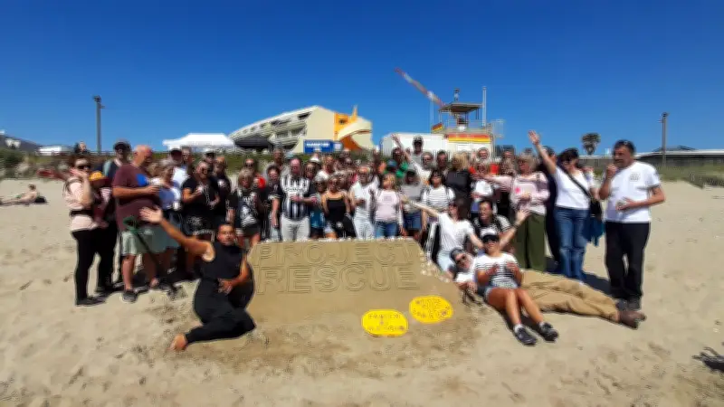 Nettoyage réussi sur la plage du village naturiste d'Agde