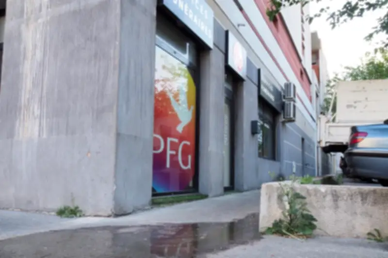 Nice : une agence funéraire exaspérée par des eaux usées stagnantes devant sa porte