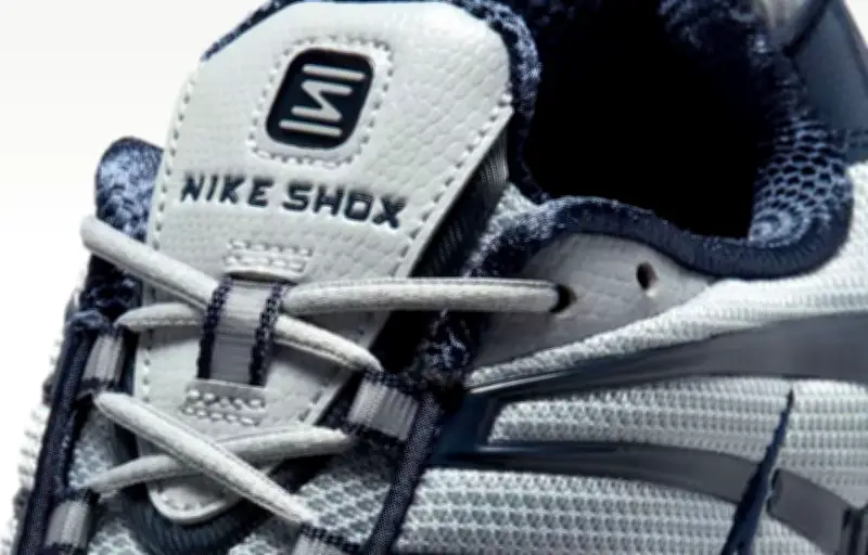 Nike Shox TL : le retour de la basket iconique des années 2000