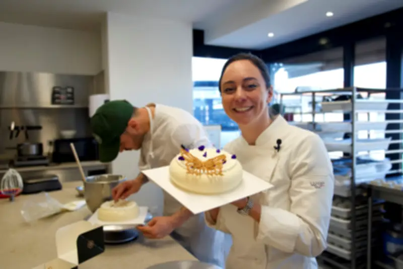 Nina Métayer, meilleure pâtissière du monde, dévoile son entremets Floraison pour Pâques
