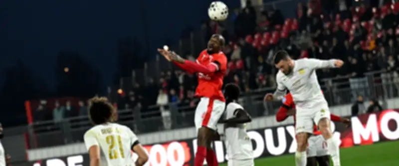 Nîmes Olympique : la victoire à Rousset et la préparation du choc face à Saint-Maur