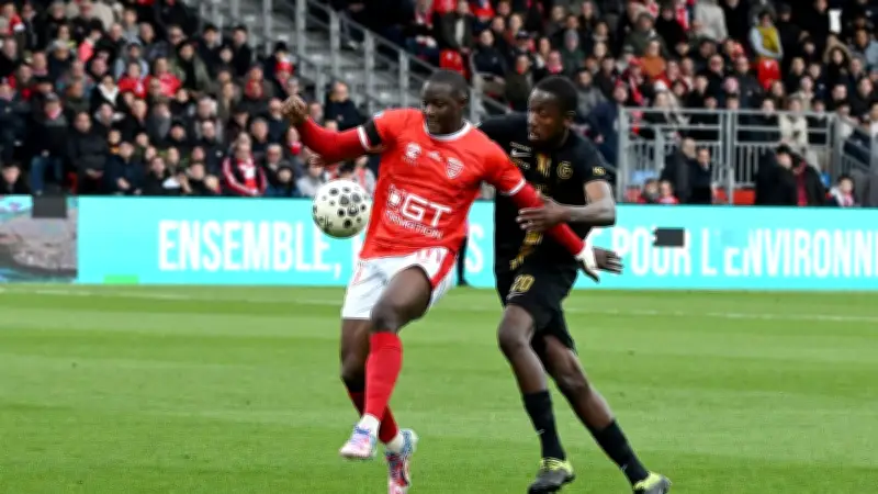 Nîmes Olympique s'impose difficilement face à Rousset en National 2