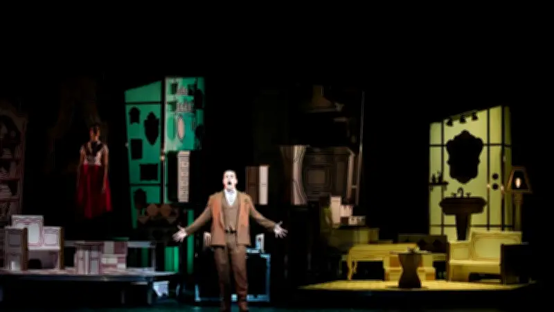 Nîmes : Un 'Barbier de Séville' entre succès public et réserves artistiques