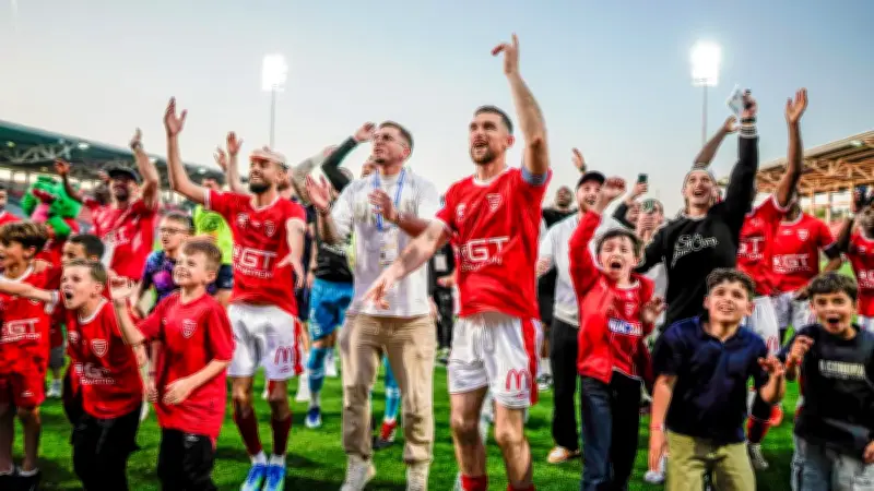 Nîmes vs Cannes : le match continue en tribunes après la victoire des Crocos