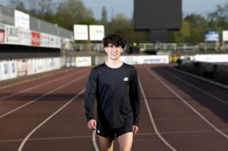 Nolhan Burgué, champion de France du 800 m, décroche une bourse pour étudier aux États-Unis