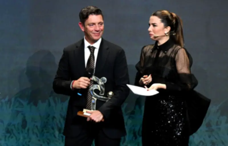 Nouveau scandale d'arbitrage en Serie A : l'ancien arbitre Gianluca Rocchi mis en examen