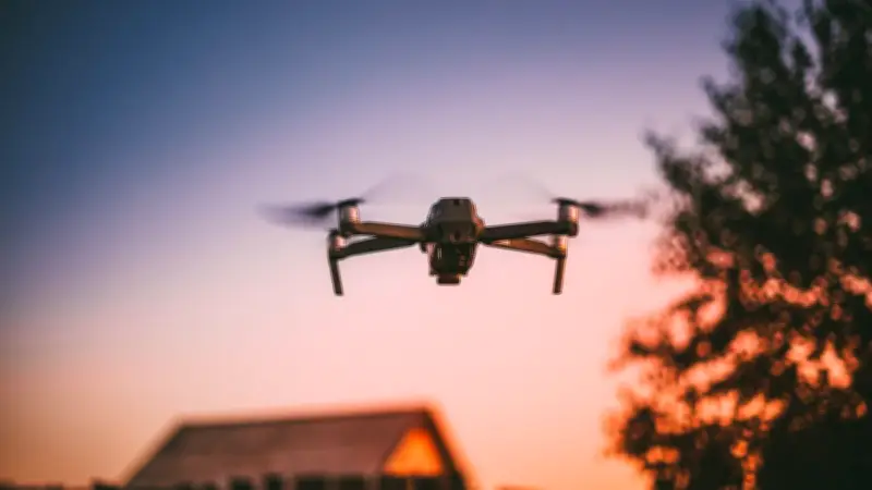 Nouvelle incursion de drones en Belgique : un camp militaire survolé