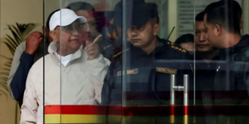 Népal : l'ex-Premier ministre libéré après douze jours de garde à vue