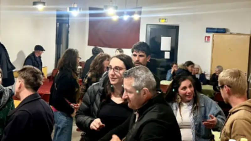 O Ceyra'Koi : un bar associatif qui dynamise la vie villageoise à Ceyras