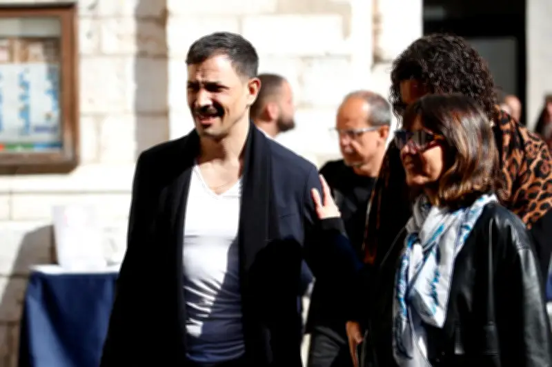 Obsèques de Loana : les piliers de Loft Story réunis à Nice pour un dernier hommage