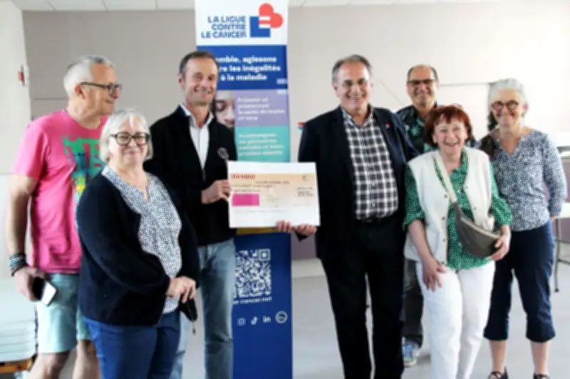 Octobre rose et Novembre bleu : 2 052 € remis à la Ligue contre le cancer