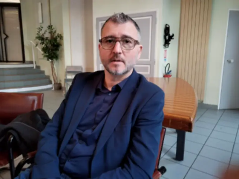 Olivier Grima défend sa candidature à la présidence de l'Agglo d'Agen face à Laurent Bruneau