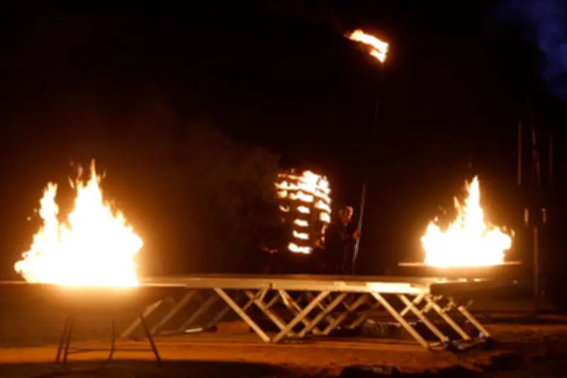 « On aura des effets spectaculaires » : les coulisses du spectacle de feu de Biot et les Templiers