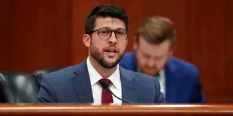 OpenAI et ChatGPT visés par une enquête criminelle en Floride après des tirs mortels