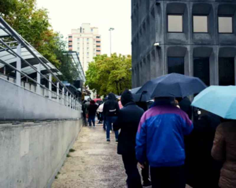 OQTF : Comment l'administration française crée des situations d'illégalité