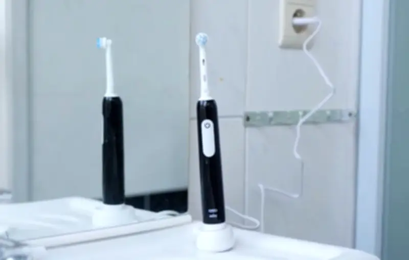 Oral-B Pro Series 1 : la brosse à dents électrique simple et efficace